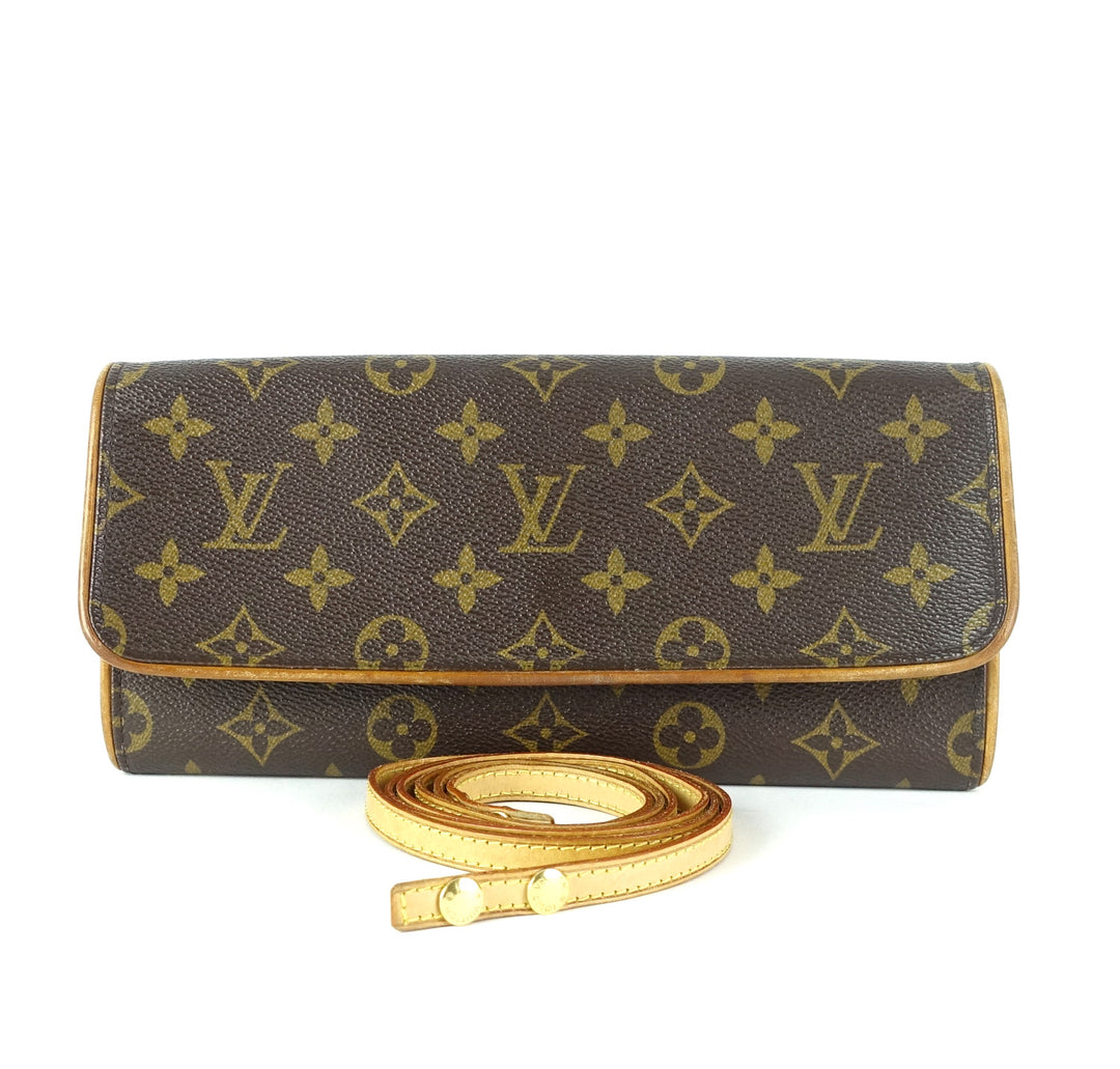 pochette twin gm monogram canvas shoulder bag