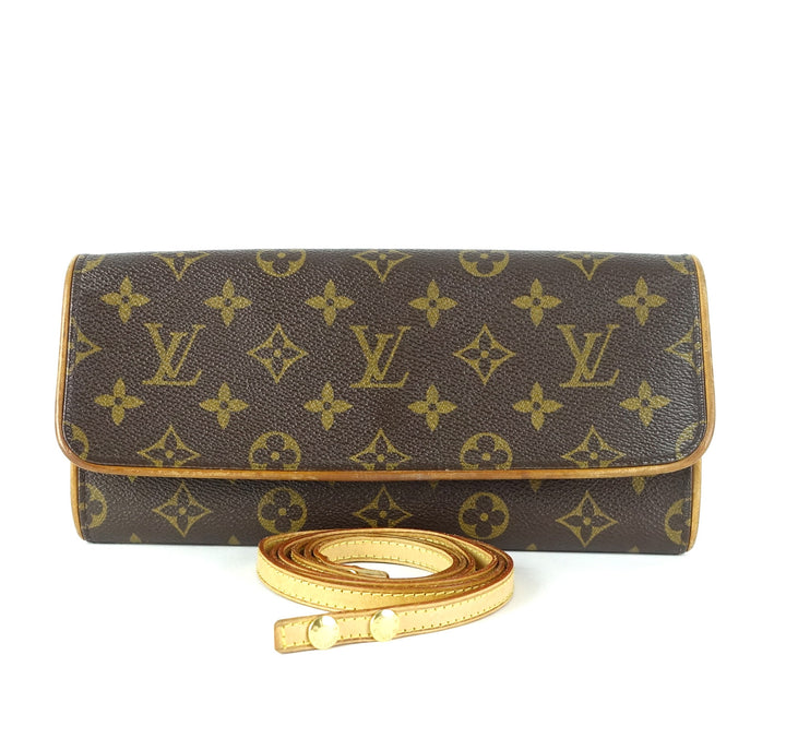 pochette twin gm monogram canvas shoulder bag