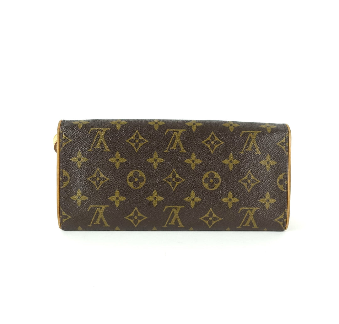 pochette twin gm monogram canvas shoulder bag