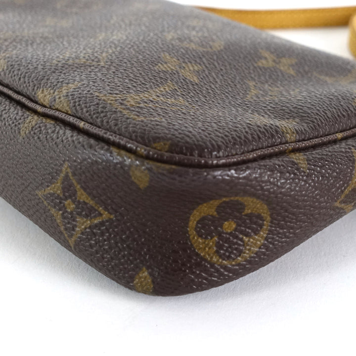 pochette accessoires monogram canvas bag with long strap