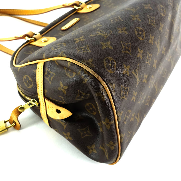 montorgueil gm monogram canvas bag
