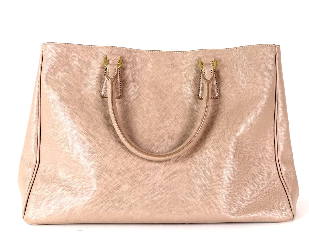lux medium saffiano leather tote bag