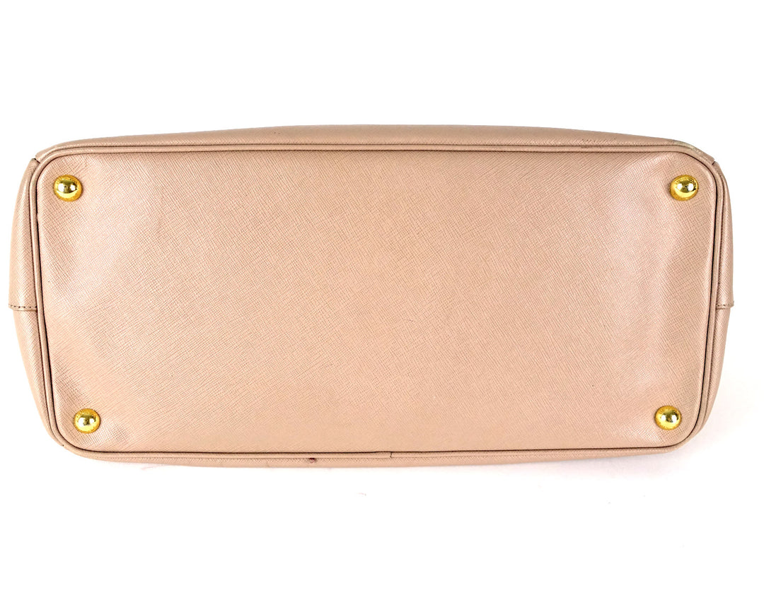 lux medium saffiano leather tote bag