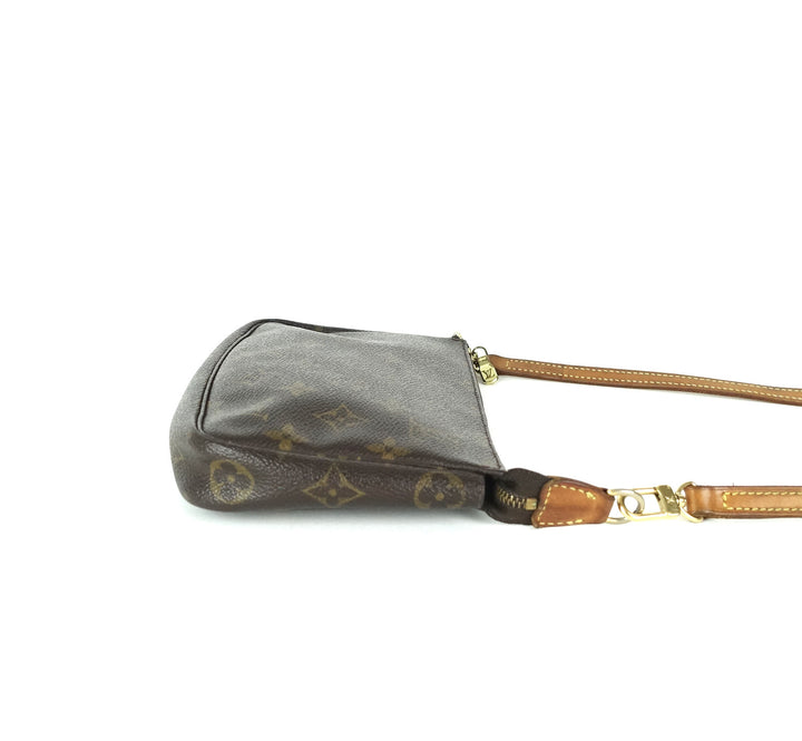 pochette accessoires monogram canvas bag with long strap
