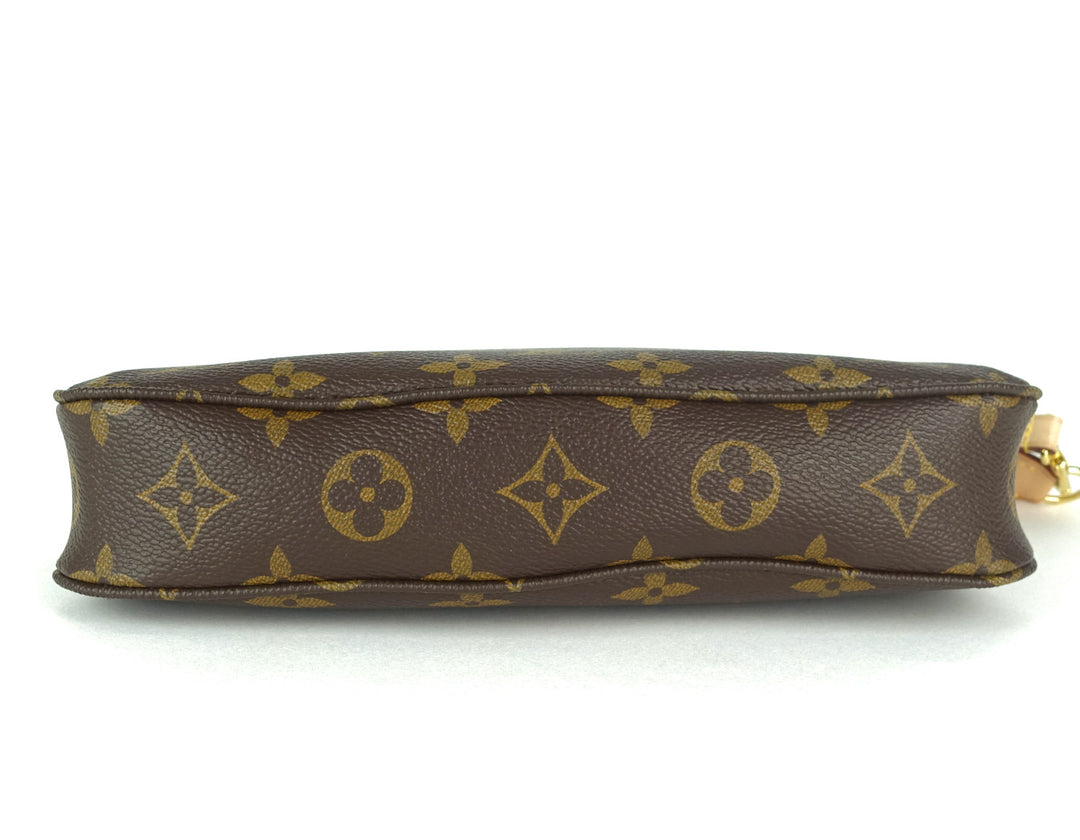 pochette accessoires nm monogram canvas evening bag