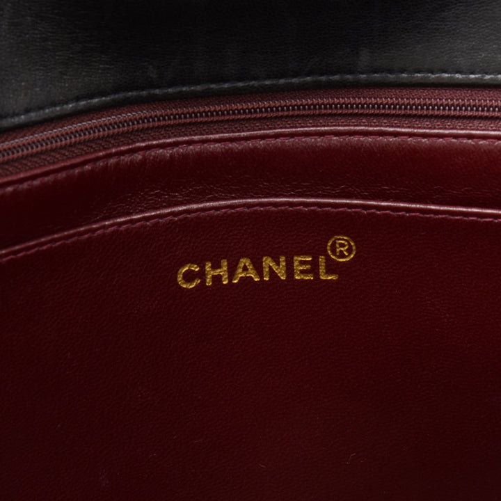 12" lambskin leather single flap shoulder bag