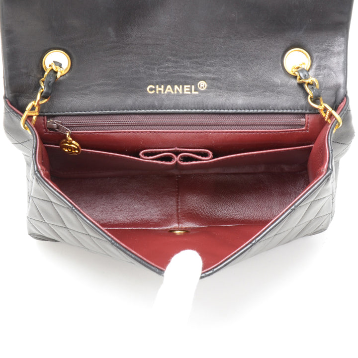 classic lambskin leather single flap shoulder bag