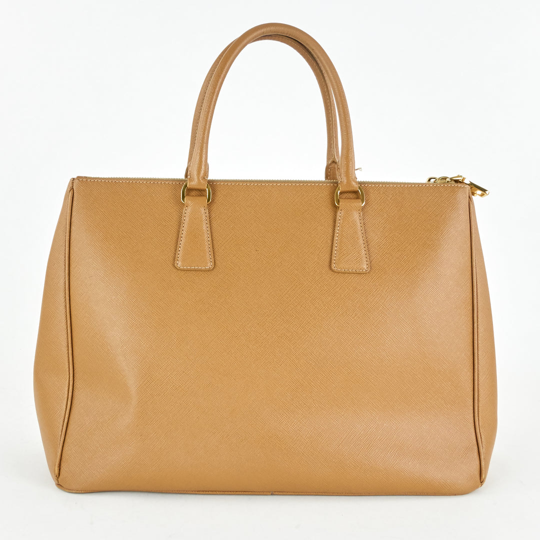 galleria saffiano leather tote bag