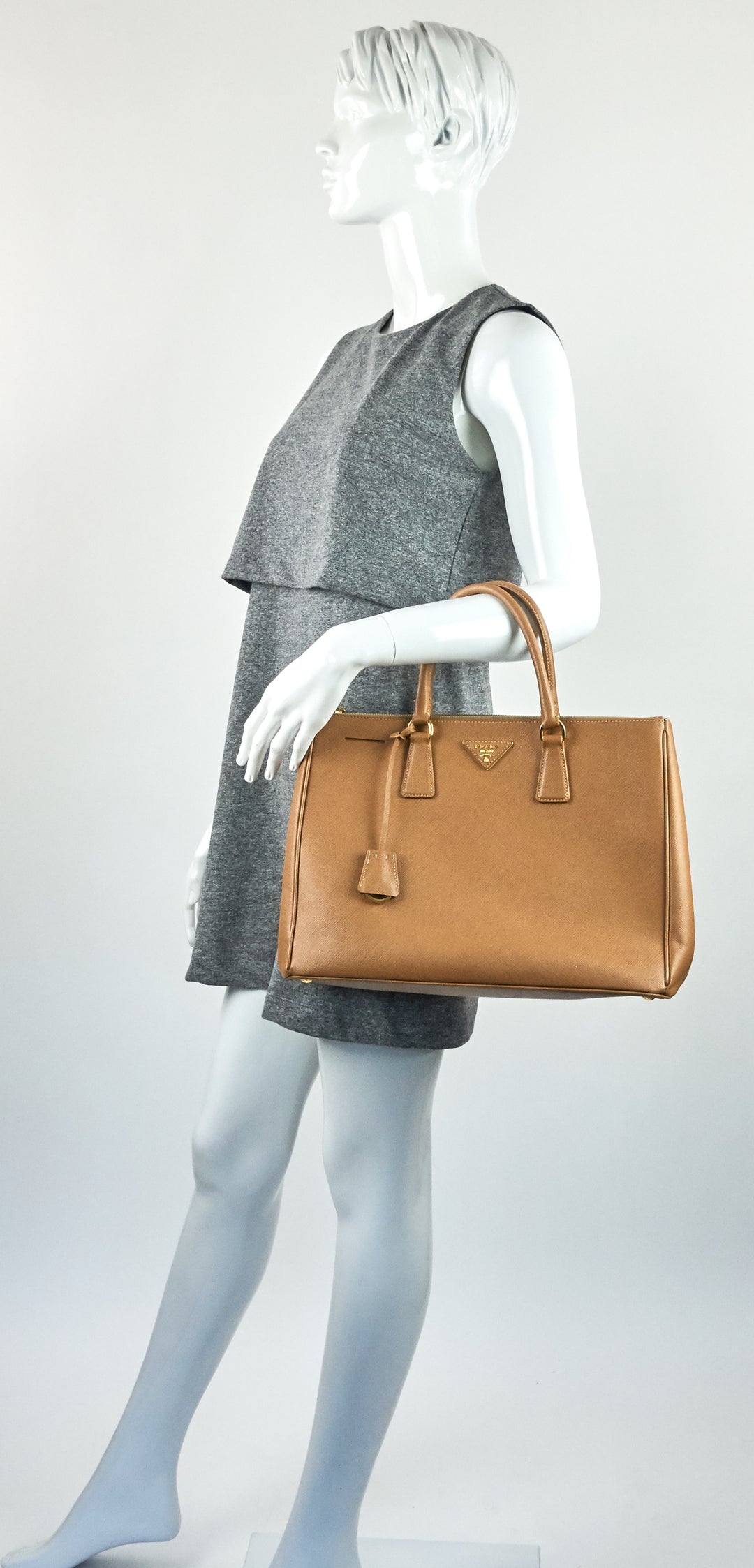 galleria saffiano leather tote bag