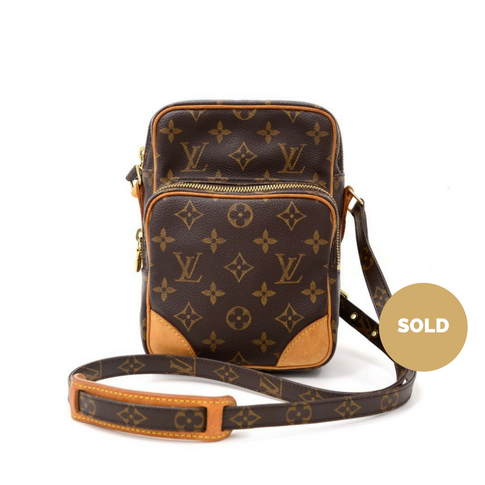 amazone monogram canvas messenger bag