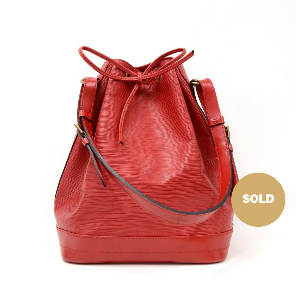 noe large epi leather shoulder bag
